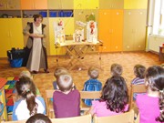 Radujme se, veselme se - divadlo ve školce